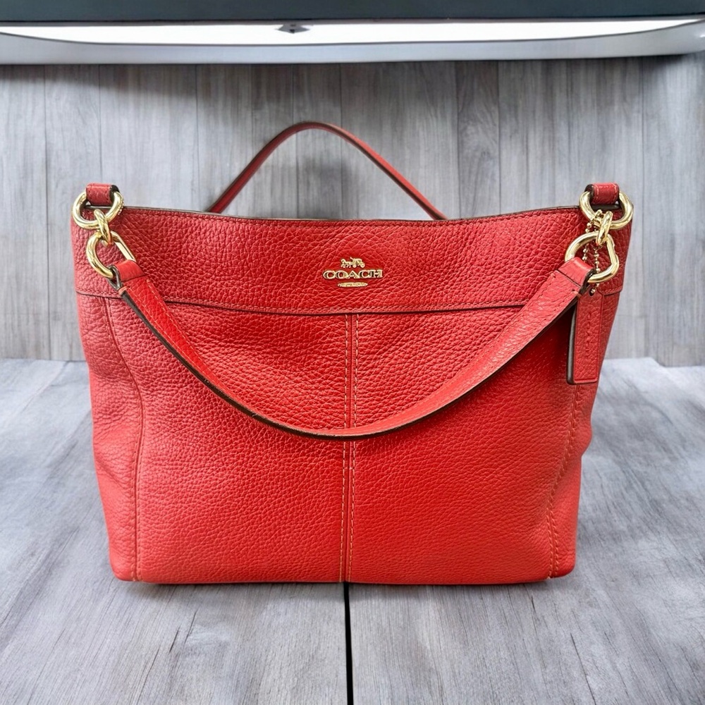 EUC Coach Lexy purse F28992